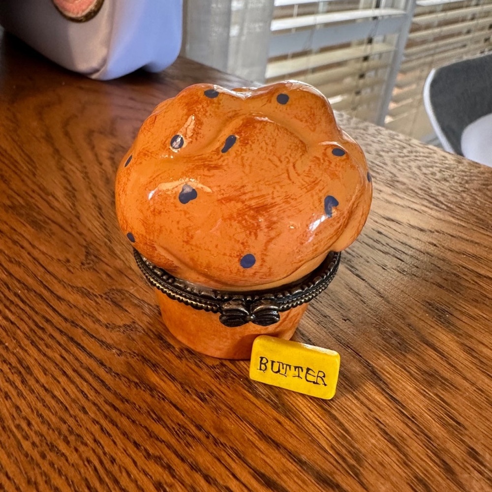 RARE Blueberry Muffin PHb Like Trinket Box with Trinket
